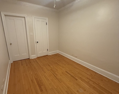 1906 W Byron Street - Photo Thumbnail 10
