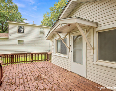338 E Lakeview Avenue - Photo Thumbnail 2