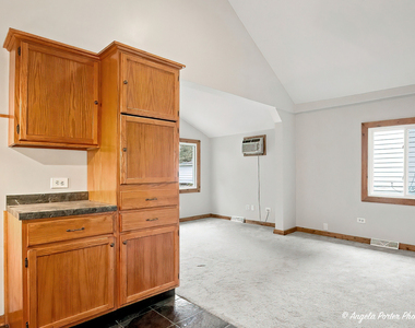 338 E Lakeview Avenue - Photo Thumbnail 11