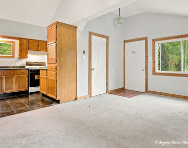 338 E Lakeview Avenue - Photo Thumbnail 5