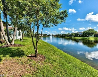 9336 Woodhurst Drive - Photo Thumbnail 28