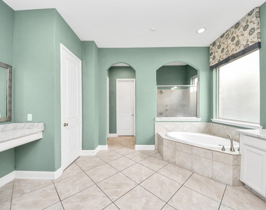20211 Cascading Falls Boulevard - Photo Thumbnail 19