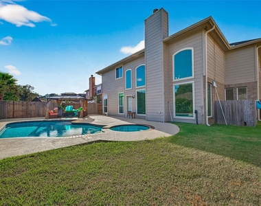 10314 Five Oaks Crossing - Photo Thumbnail 36