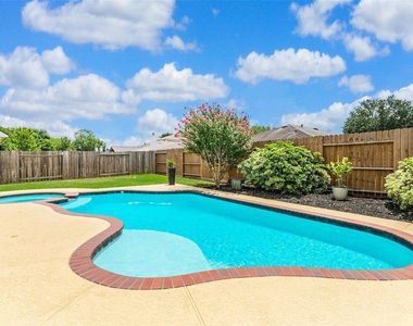10314 Five Oaks Crossing - Photo Thumbnail 32