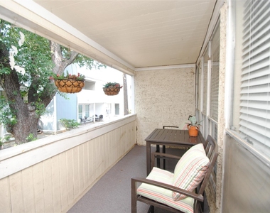 781 Country Place Drive - Photo Thumbnail 21