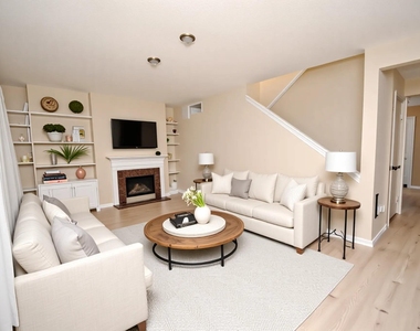 781 Country Place Drive - Photo Thumbnail 5