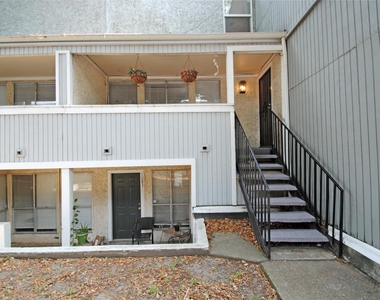 781 Country Place Drive - Photo Thumbnail 23
