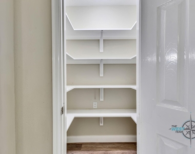 707 Hildred Avenue - Photo Thumbnail 11