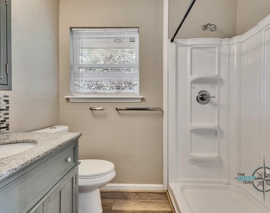 707 Hildred Avenue - Photo Thumbnail 15