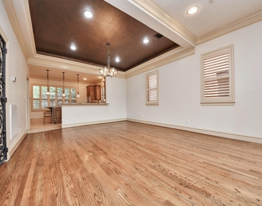 1817 Houston Avenue - Photo Thumbnail 9