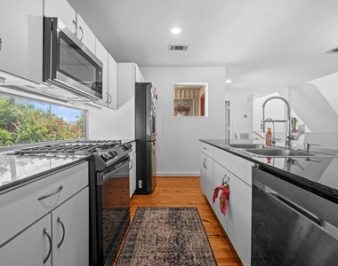 6128 Grand Boulevard - Photo Thumbnail 27