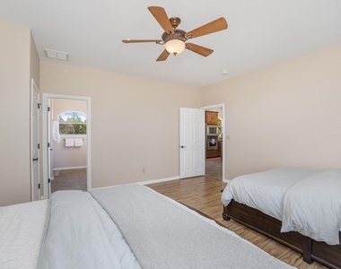 31425 Ranch Road 12 - Photo Thumbnail 20