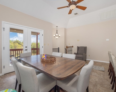 31425 Ranch Road 12 - Photo Thumbnail 9