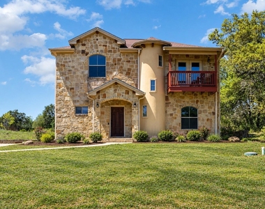 31425 Ranch Road 12 - Photo Thumbnail 2