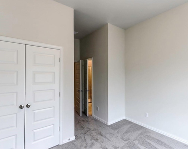4015 Houberry Loop - Photo Thumbnail 25