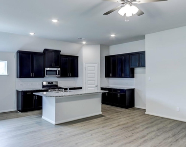 4015 Houberry Loop - Photo Thumbnail 5