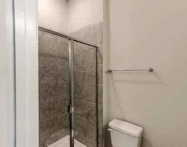 4015 Houberry Loop - Photo Thumbnail 26