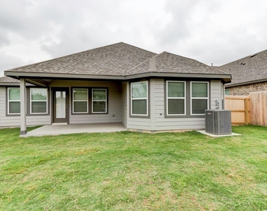 4015 Houberry Loop - Photo Thumbnail 34