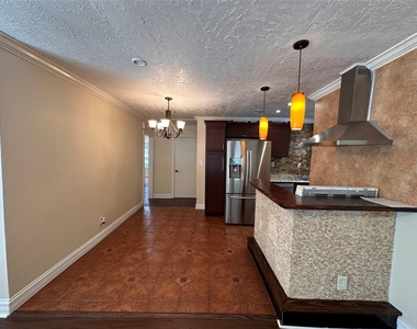 1337 Nashua Street - Photo Thumbnail 10