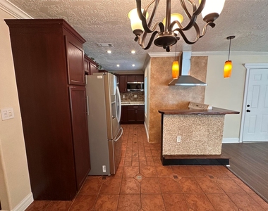 1337 Nashua Street - Photo Thumbnail 11