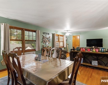 340 Saddle River - Photo Thumbnail 5