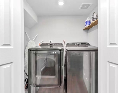 6608 Haight Street - Photo Thumbnail 16