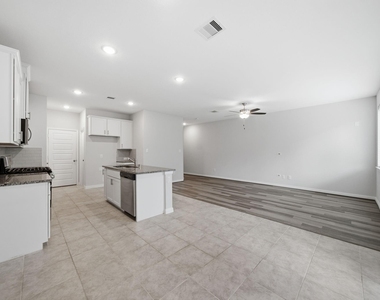 7116 Elgin Street - Photo Thumbnail 7