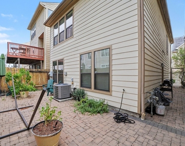 1331 Studer Street - Photo Thumbnail 20