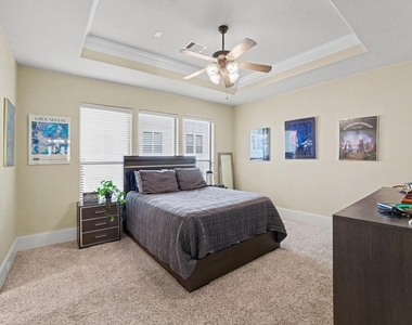 1331 Studer Street - Photo Thumbnail 9