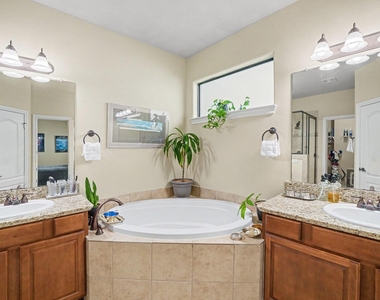 1331 Studer Street - Photo Thumbnail 10