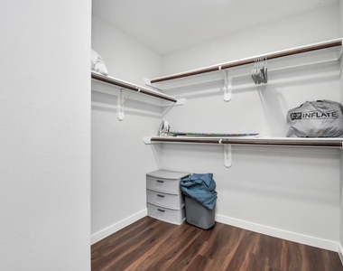 6608 Haight Street - Photo Thumbnail 16