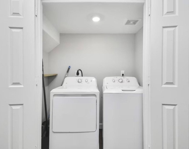 6608 Haight Street - Photo Thumbnail 17
