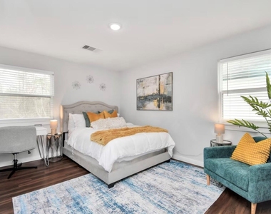6608 Haight Street - Photo Thumbnail 12