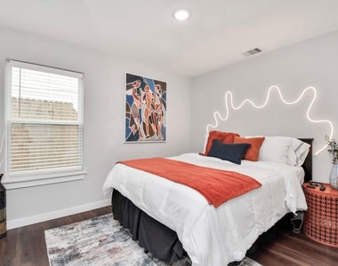 6608 Haight Street - Photo Thumbnail 9