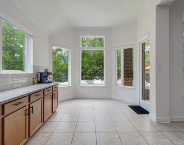 13812 N Lake Branch Lane - Photo Thumbnail 10
