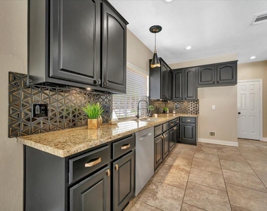 1350 Remington Crest Drive - Photo Thumbnail 6