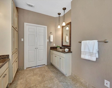 1350 Remington Crest Drive - Photo Thumbnail 13