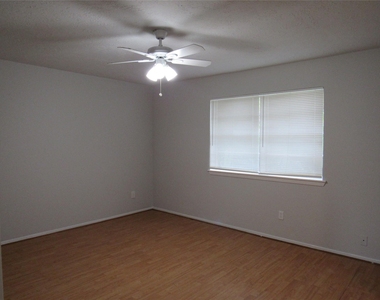 8619 Little River Road - Photo Thumbnail 11