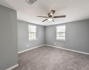 13252 Kanak Street - Photo Thumbnail 10