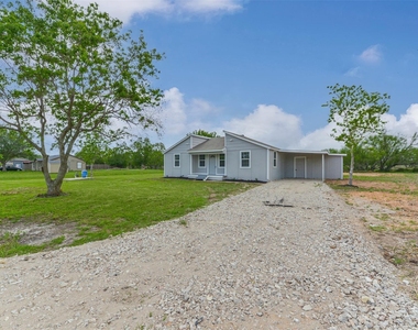 13252 Kanak Street - Photo Thumbnail 2
