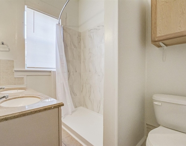 1304 Truxillo Street - Photo Thumbnail 6