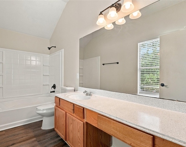 4610 Parkstone Bend Court - Photo Thumbnail 22