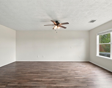 4610 Parkstone Bend Court - Photo Thumbnail 9