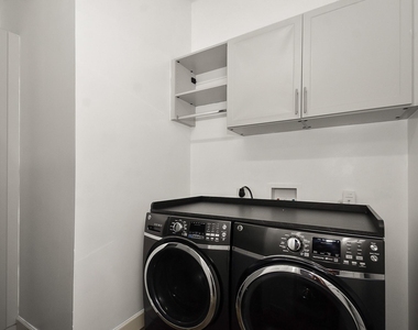 1111 Studewood Street - Photo Thumbnail 30