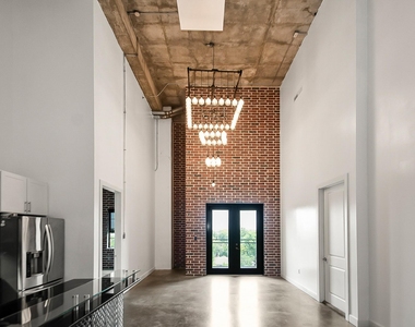 1111 Studewood Street - Photo Thumbnail 12