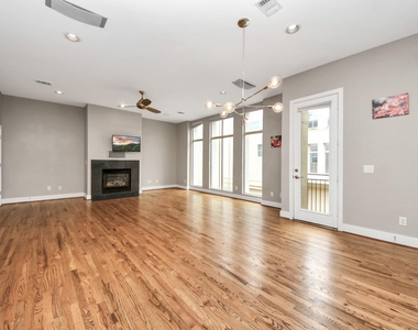 1112 Columbus Street - Photo Thumbnail 18