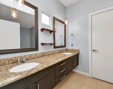 1112 Columbus Street - Photo Thumbnail 24