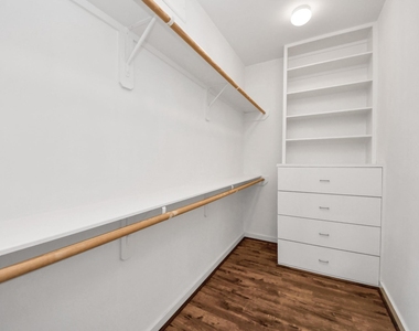1112 Columbus Street - Photo Thumbnail 23