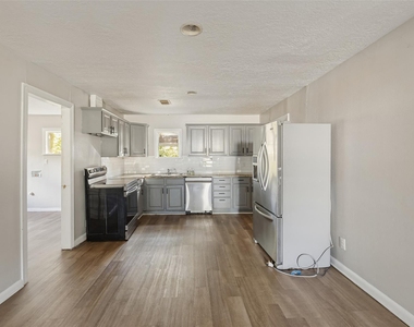 302 14th Street N - Photo Thumbnail 14