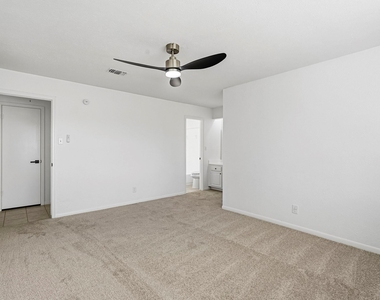 14830 Keelby Drive - Photo Thumbnail 15